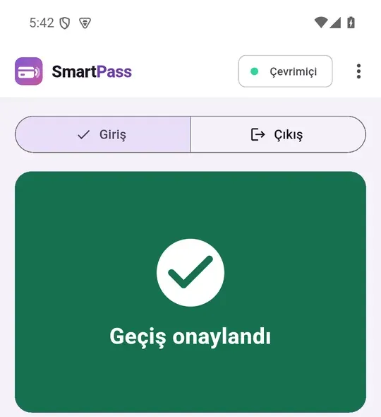 SmartPass mobil uygulaması: geçiş onaylandı
